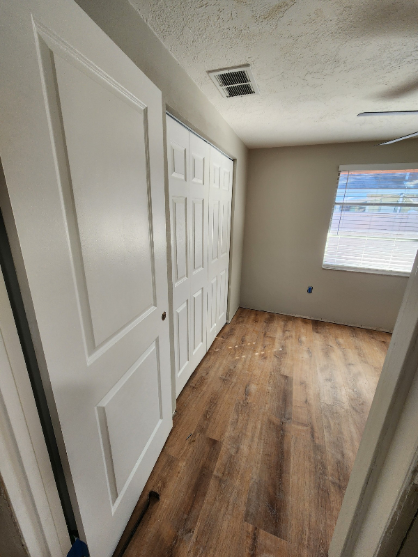 1835 Joyce St - Photo 3 of 13