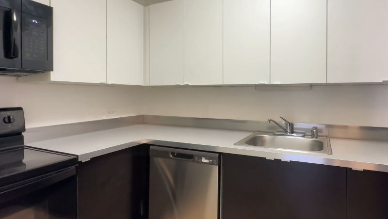 1212 N Dearborn St - Photo 6 of 8