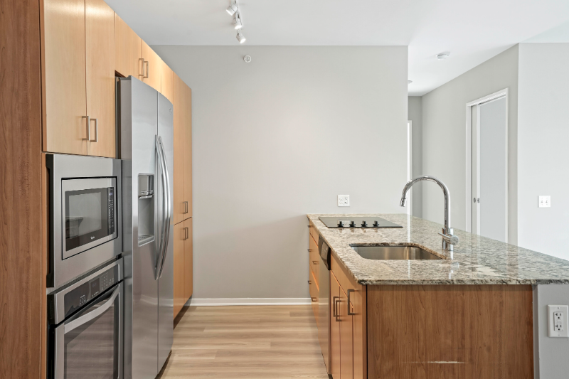 507 N Saint Clair St #3333 - Photo 3 of 16