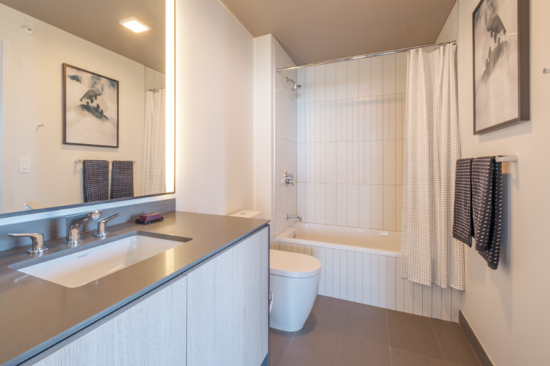 112 E Roosevelt Rd - Photo 6 of 20