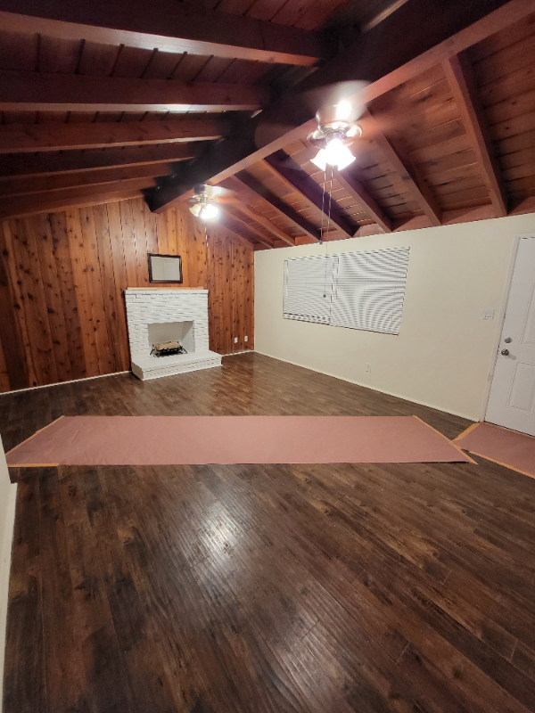 407 W 6th St #A - Photo 4 of 14