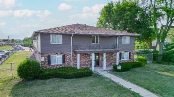 featured image of 8835 N Swan Rd #8