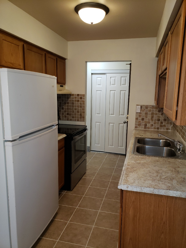 8835 N Swan Rd #8 - Photo 7 of 20