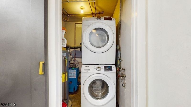 351 Tremont Ave - Photo 3 of 5