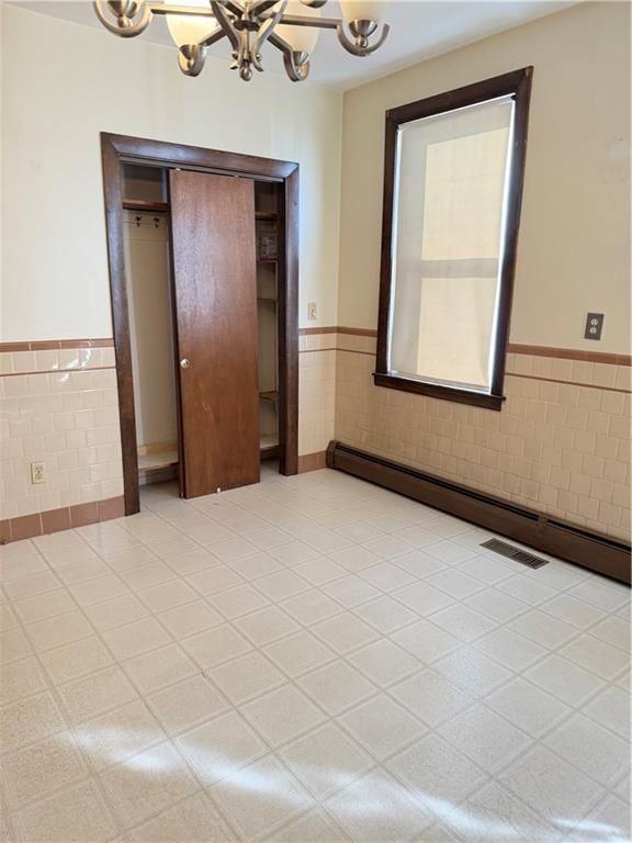 110 Burbank St - Photo 4 of 8