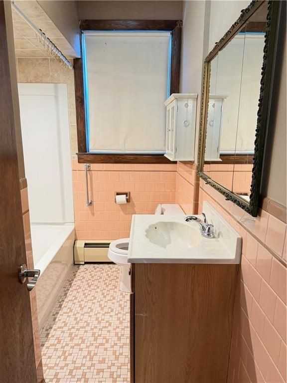 110 Burbank St - Photo 6 of 8