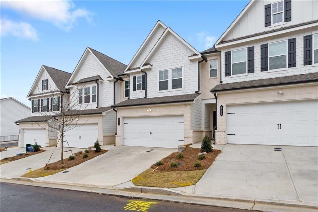 2559 Adventure Way - Photo 2 of 37