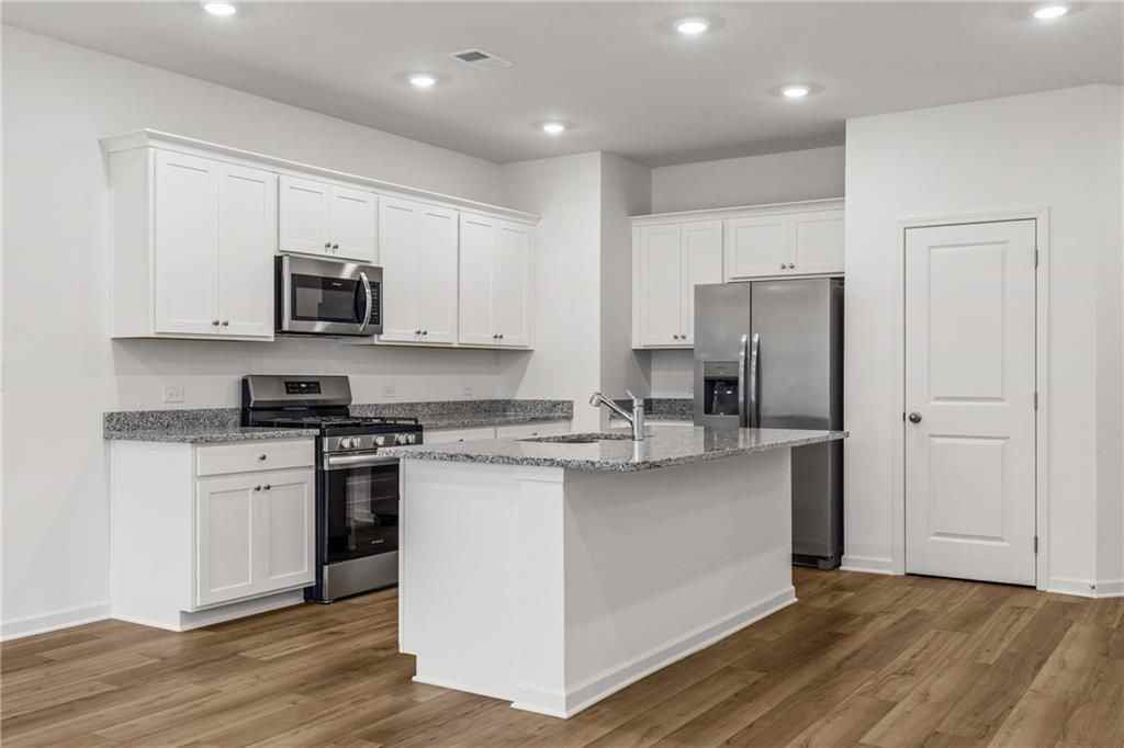 2559 Adventure Way - Photo 7 of 37