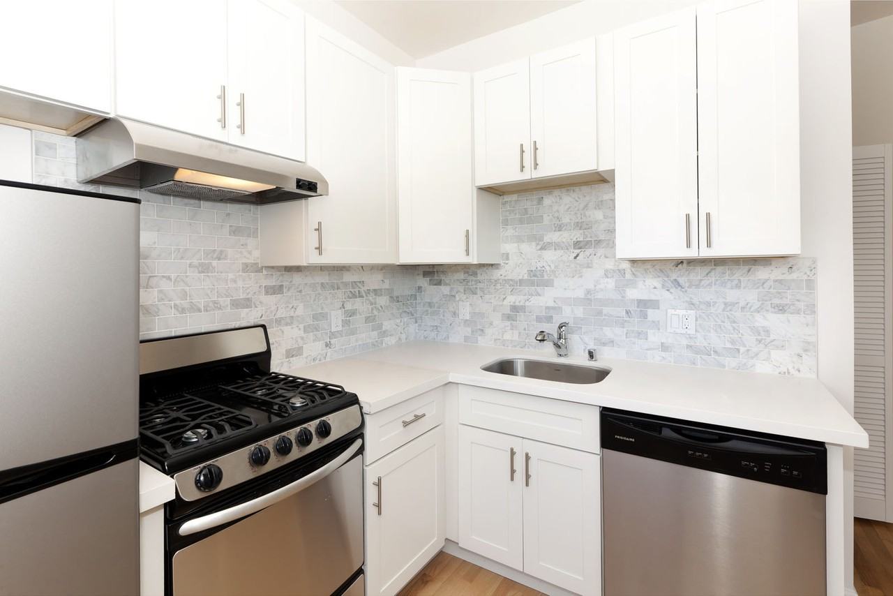 920 Leavenworth - Photo 5 of 29