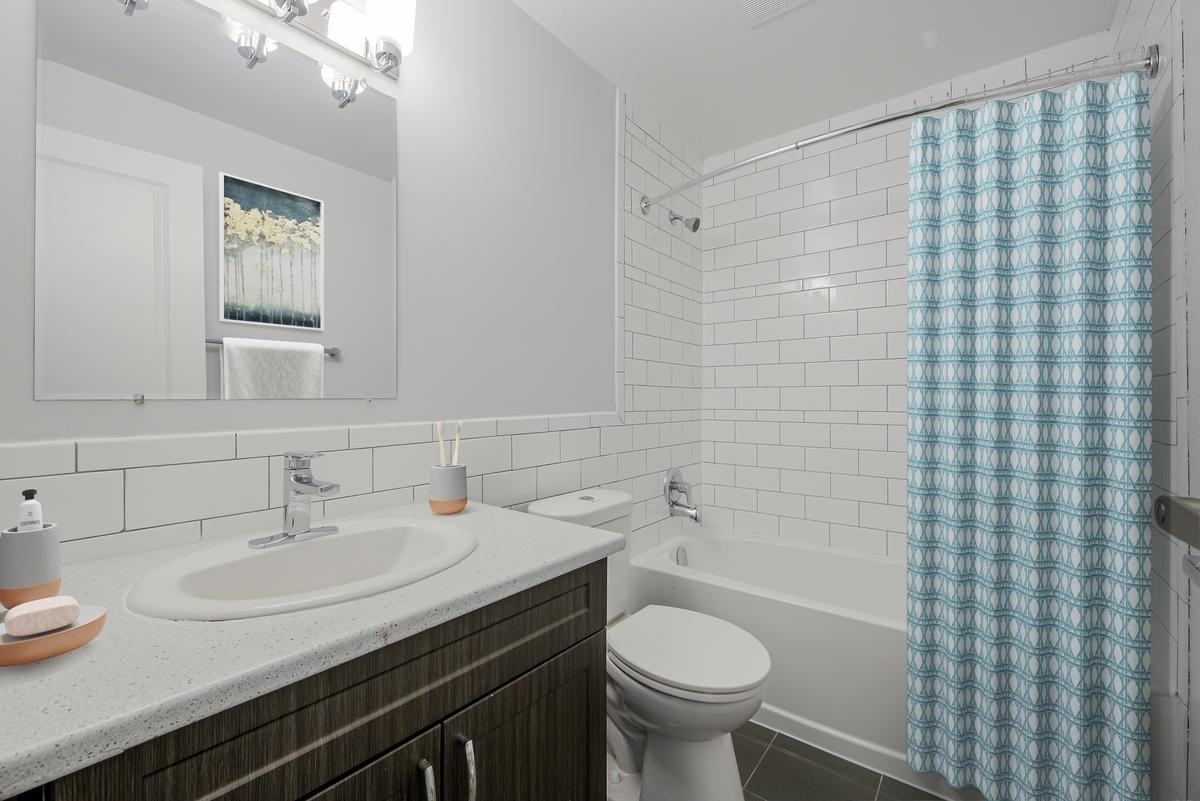 111-187 Brybeck Crescent - Photo 5 of 12