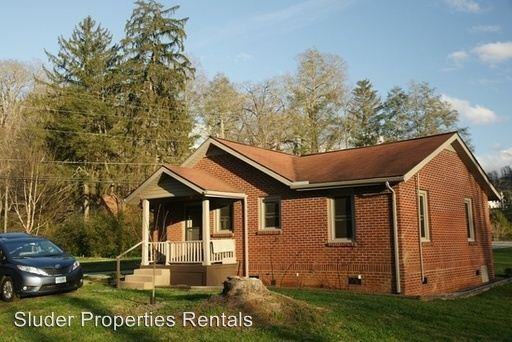 553 Dillsboro Rd - Photo 2 of 16