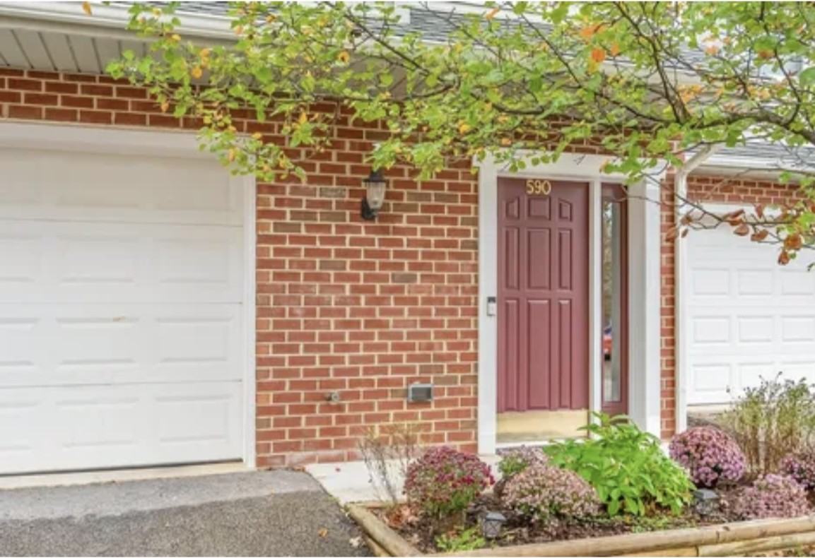 590 Tall Oak Blvd #590 - Photo 2 of 50