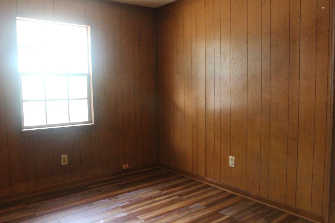 2004 Coves Ct #1 - Photo 4 of 22