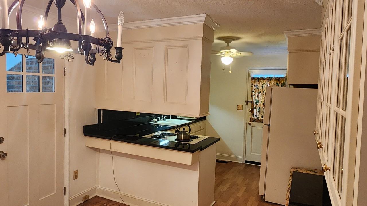 110 May Ln #1 - Photo 3 of 10