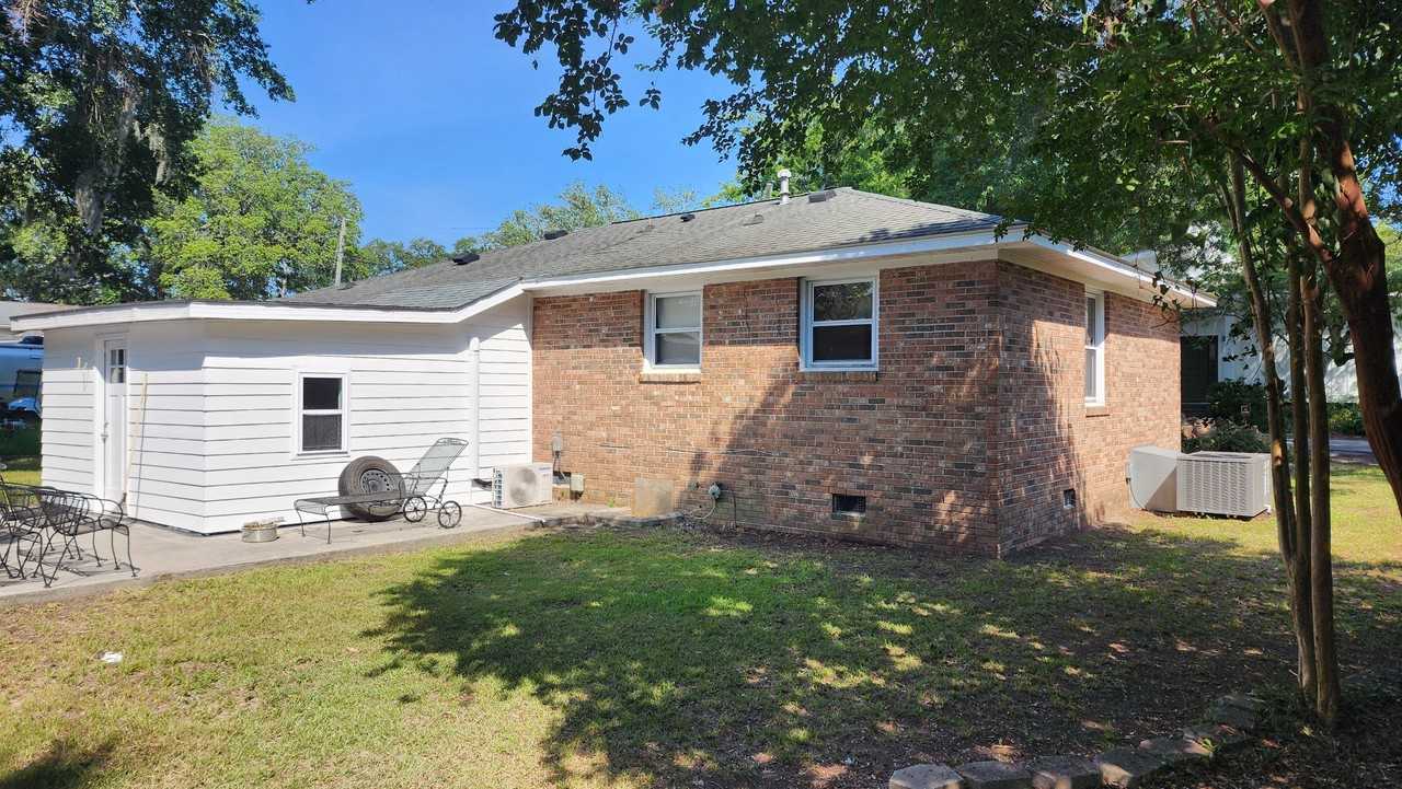 110 May Ln #1 - Photo 4 of 10