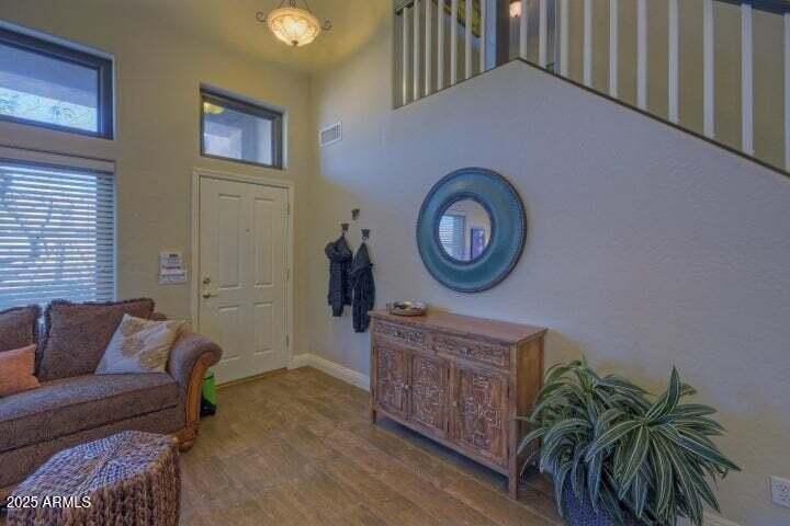 10429 E Hillery Dr - Photo 5 of 36