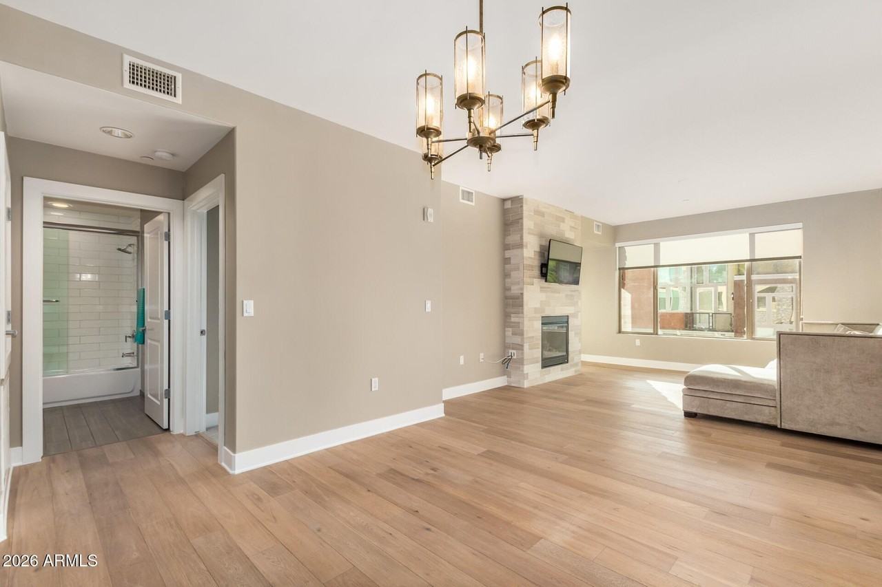 4803 N Woodmere Fairway Unit 2005 #2005 - Photo 3 of 25