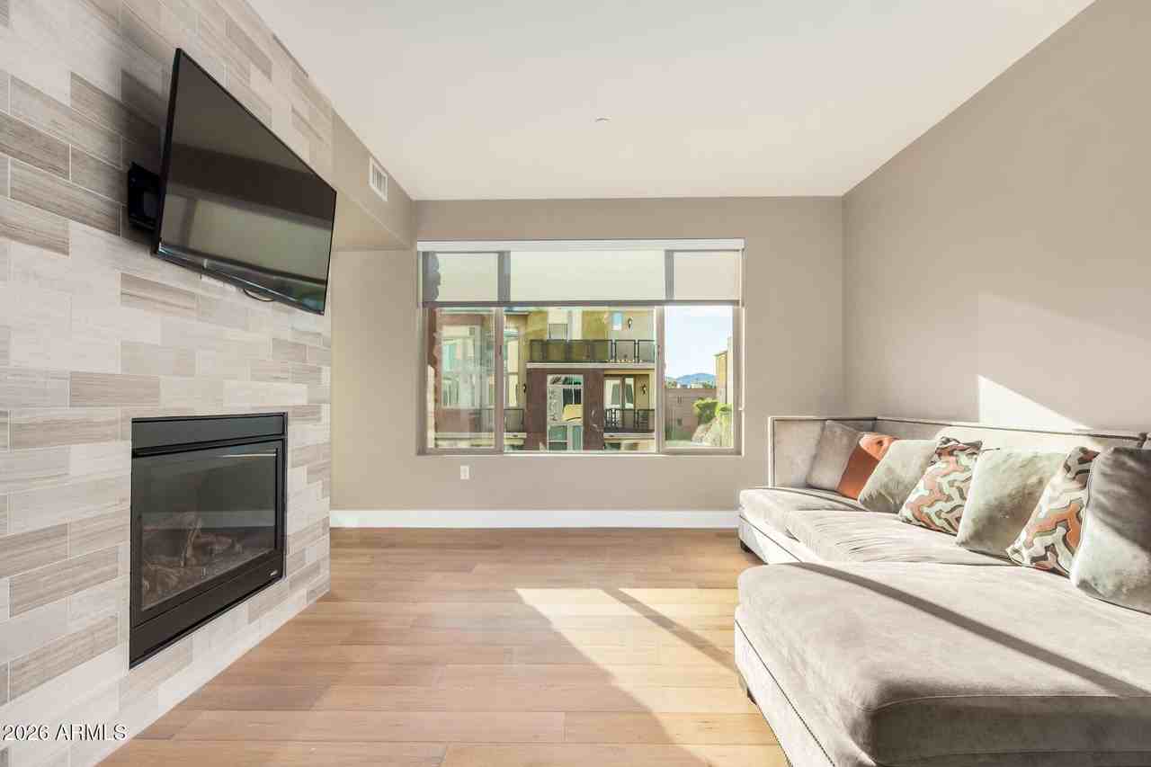 4803 N Woodmere Fairway Unit 2005 #2005 - Photo 5 of 25