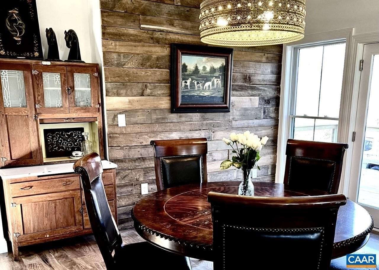 5606 St George Ave - Photo 3 of 11