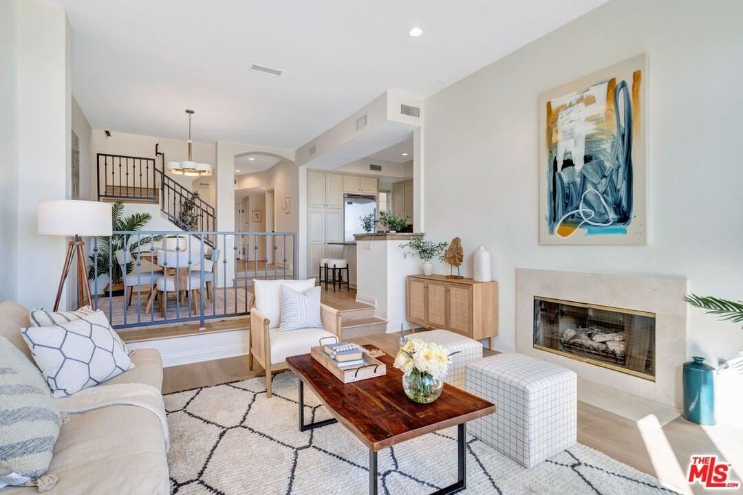 6412 Lunita Rd - Photo 5 of 33