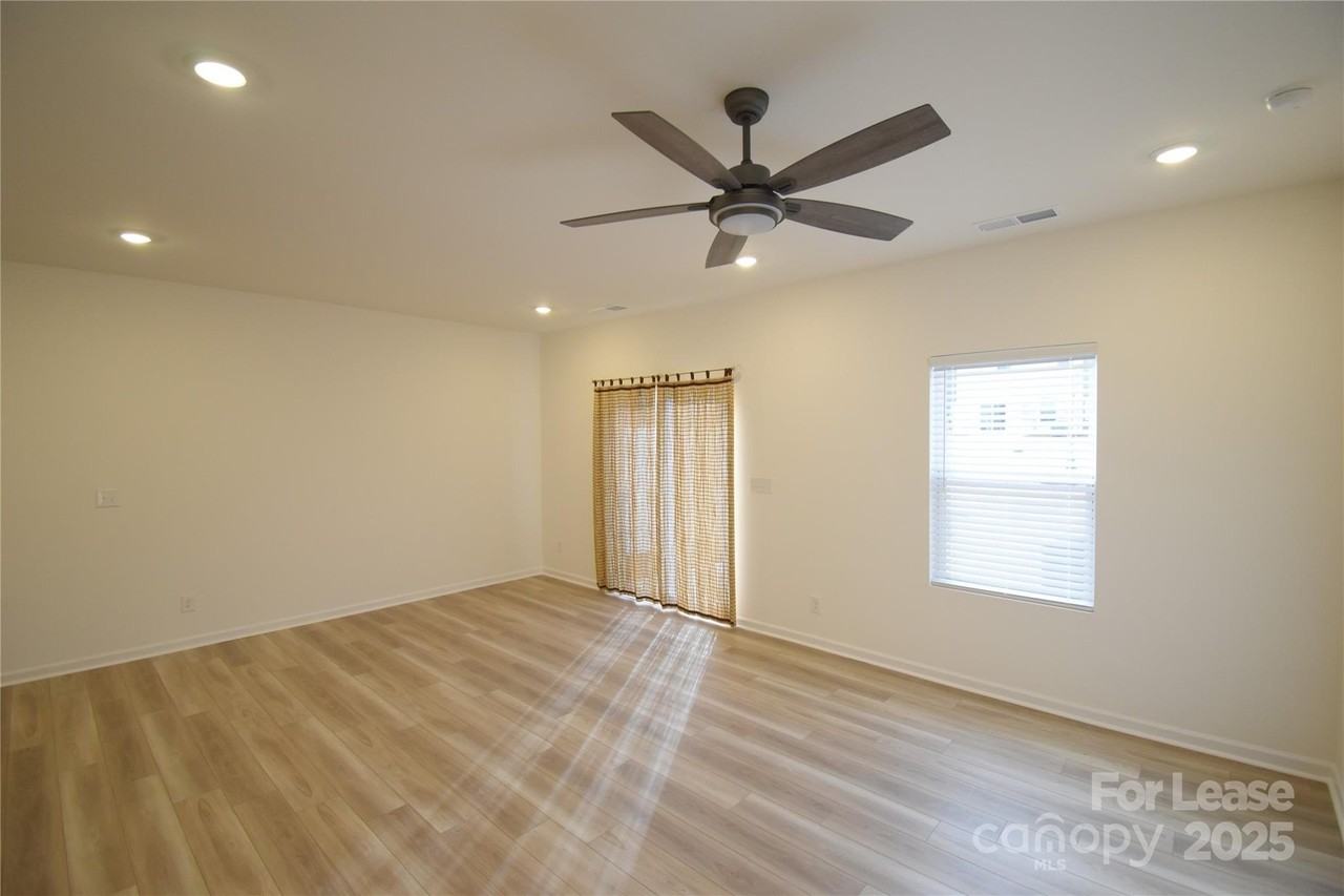 752 Kitfox Dr Nw - Photo 7 of 30