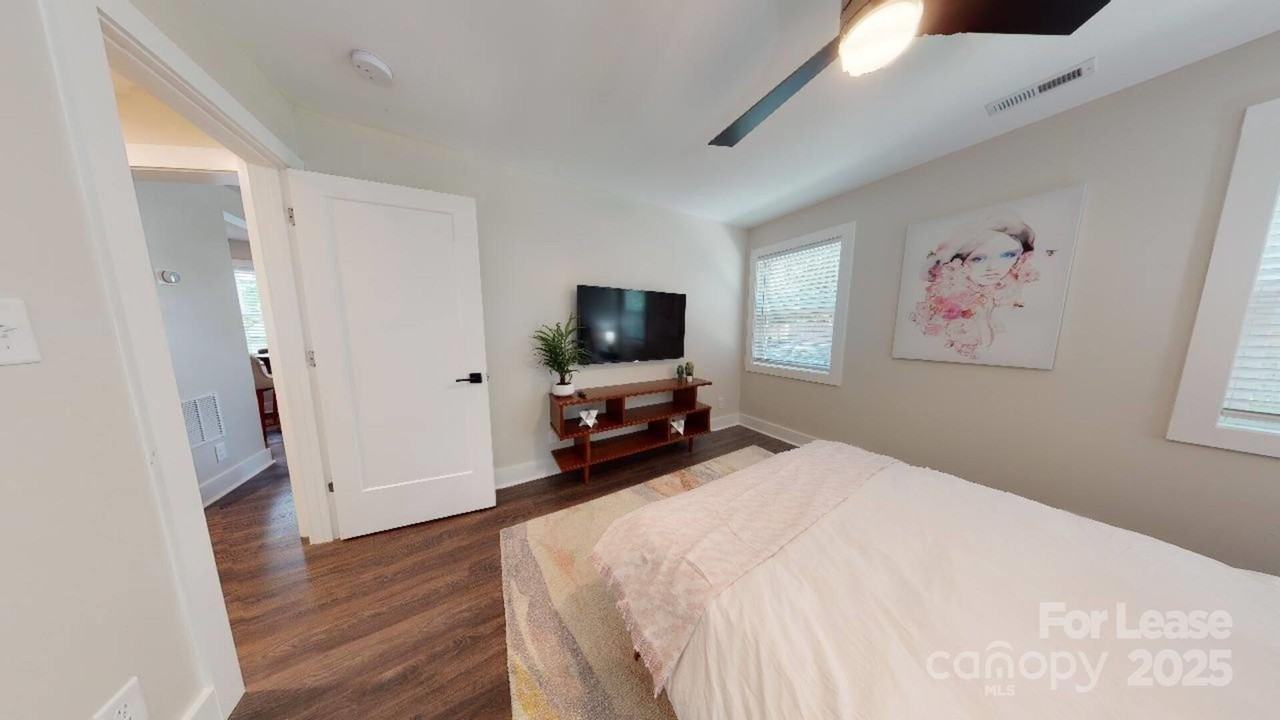 1909 Pegram St #1 - Photo 5 of 16