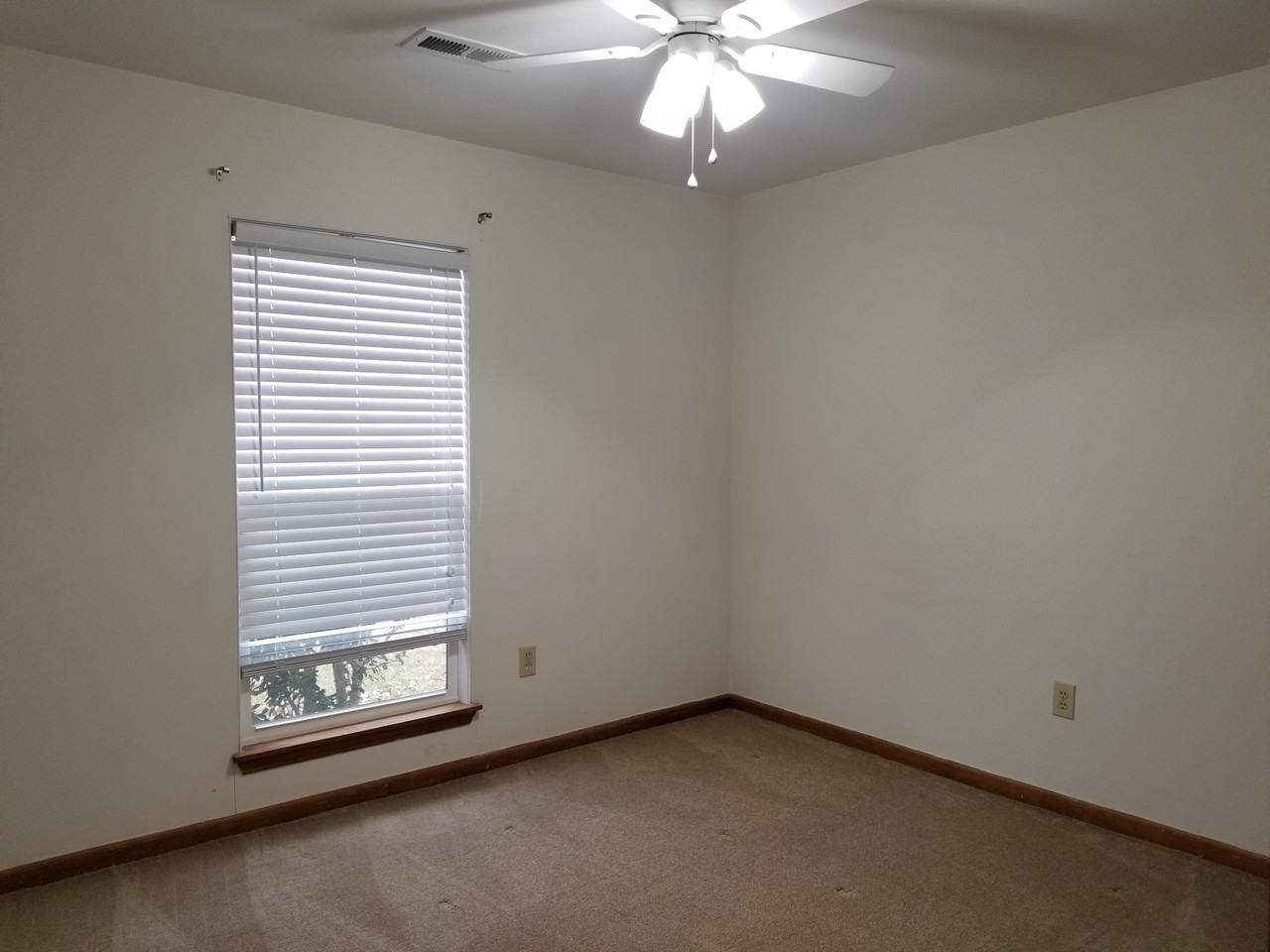 2155 Forest Lakes Blvd - Photo 5 of 18