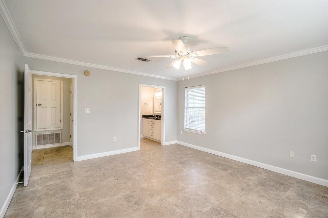 349 Louise Cir - Photo 6 of 13