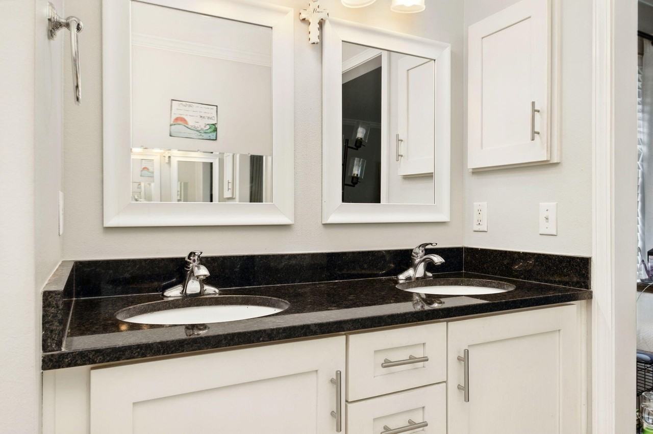 349 Louise Cir - Photo 7 of 13