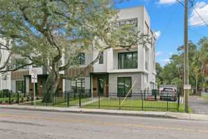 featured image of 2209 N BOULEVARD 1