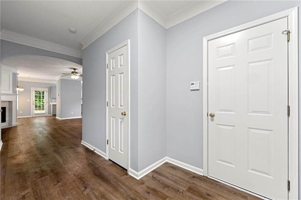 5654 Lawley Dr - Photo 4 of 29