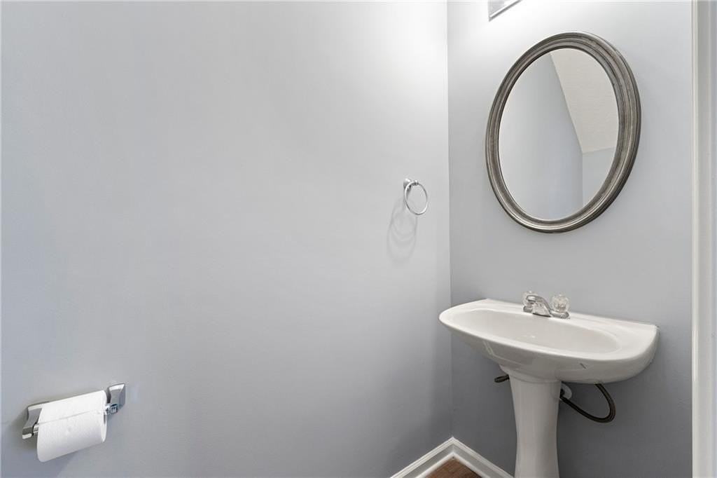 5654 Lawley Dr - Photo 7 of 29