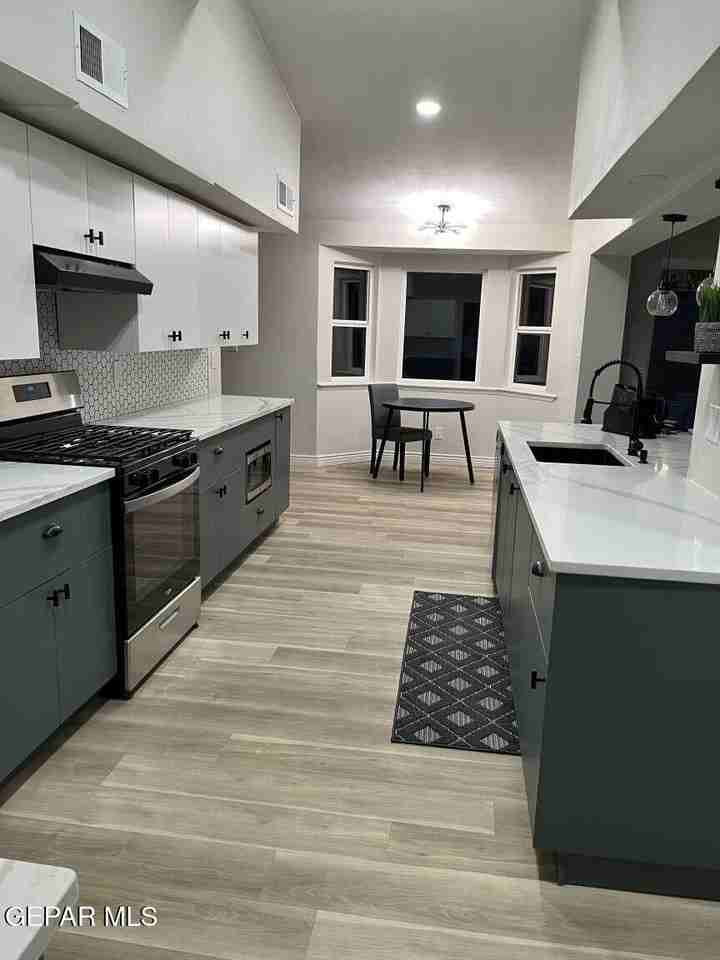 1505 Rocky Bluff Dr - Photo 4 of 6