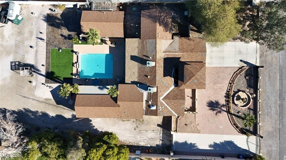 80 E Levi Ave - Photo 2 of 15