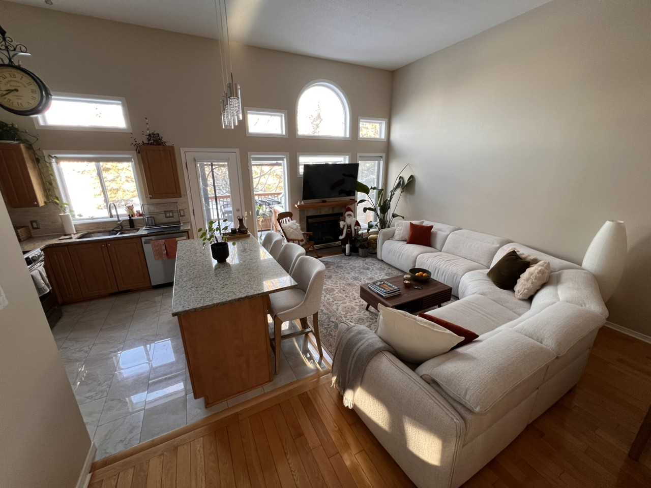 Gladeview Pvt - Photo 2 of 20