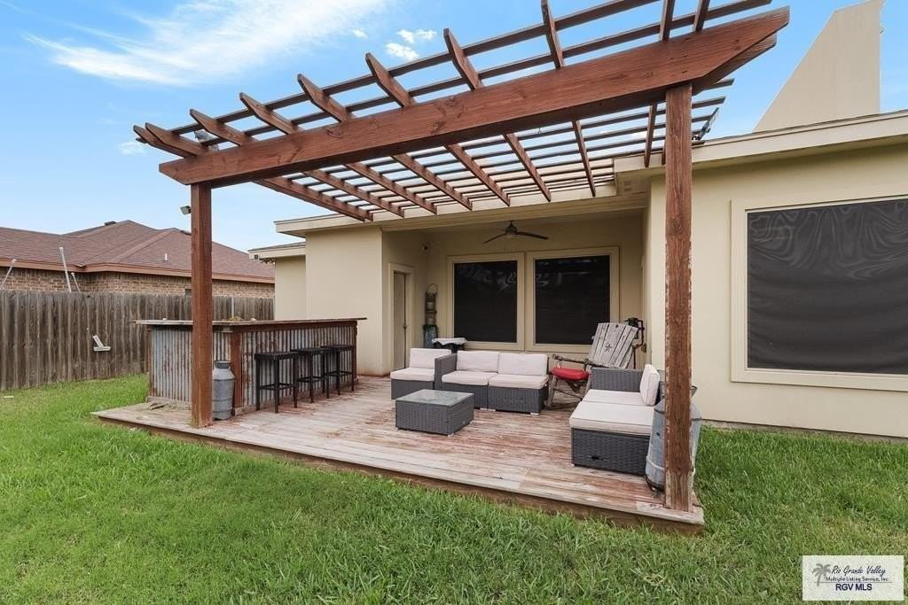 5563 Rawhide Dr - Photo 2 of 13