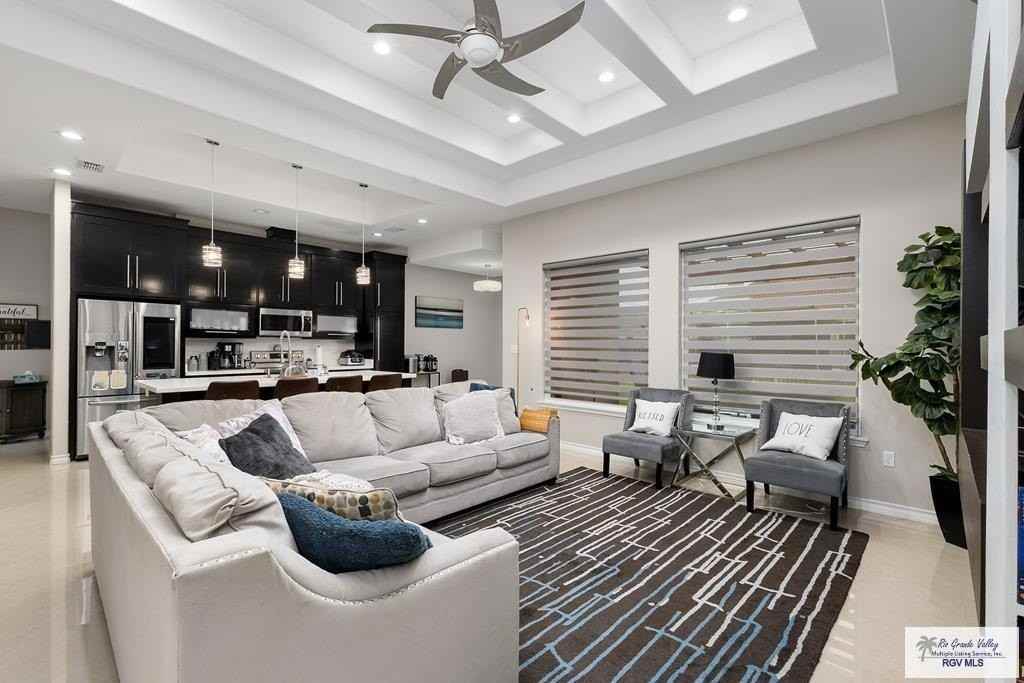 5563 Rawhide Dr - Photo 3 of 13