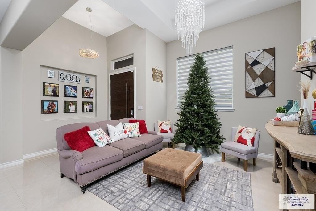 5563 Rawhide Dr - Photo 5 of 13