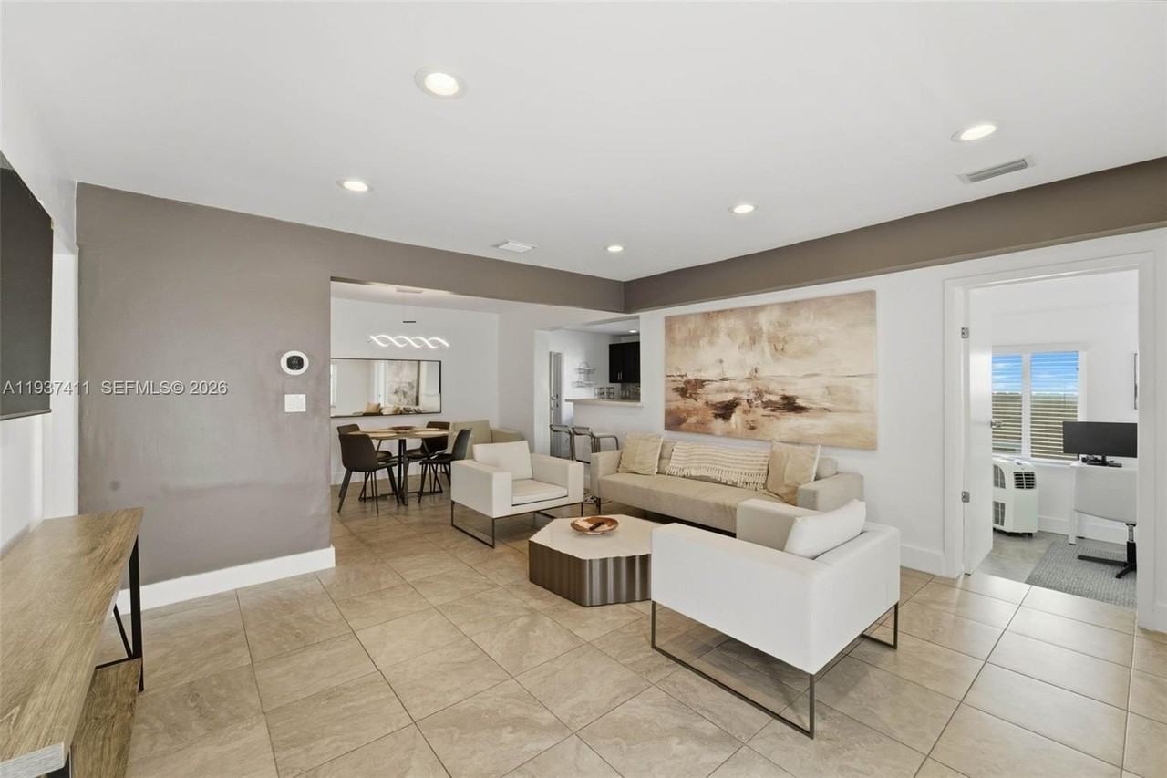 4420 Nw 3rd Ave - Photo 2 of 15