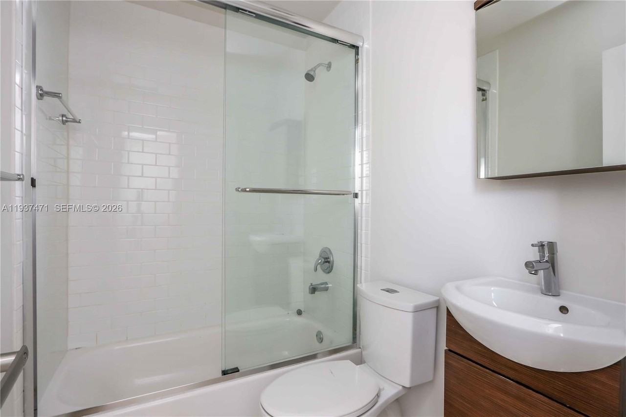 2477 Sw 22nd Ter #REAR - Photo 4 of 14