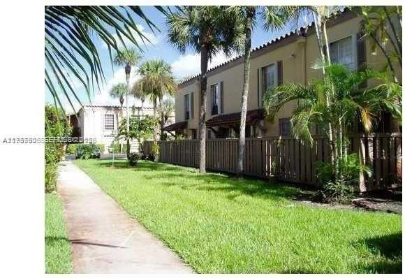 7160 Fairway Dr #J6 - Photo 4 of 4