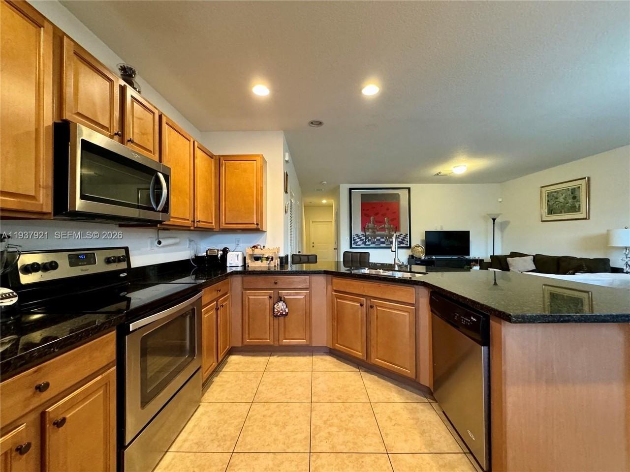 363 Ne 194th Ln #363 - Photo 3 of 17