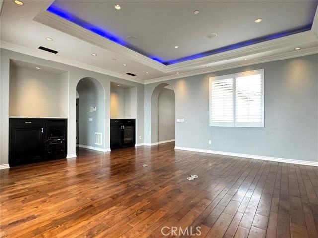 19 Momento - Photo 4 of 8