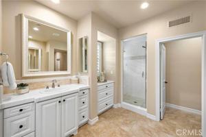 featured image of 21 Corte Lomas Verdes