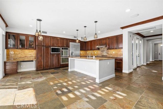 241 Via Sedona - Photo 6 of 8