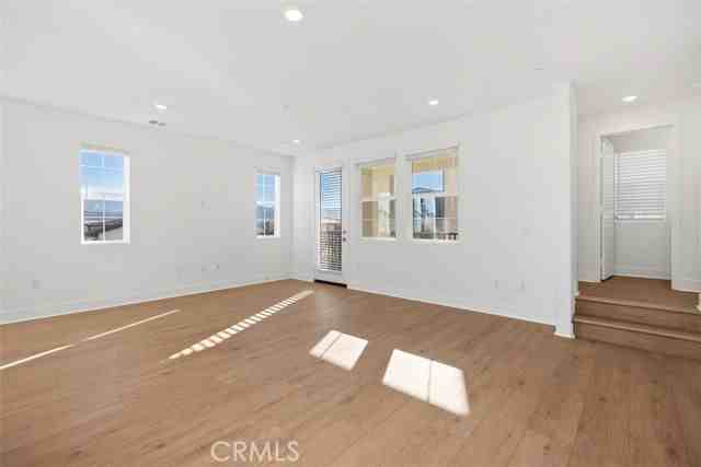 1220 Windmill Rd - Photo 3 of 8