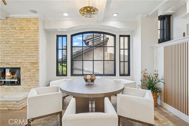 312 Carnation Ave - Photo 6 of 8