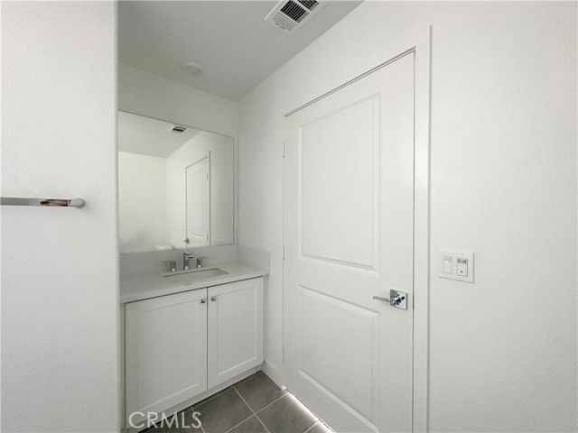 322 Tank - Photo 6 of 8