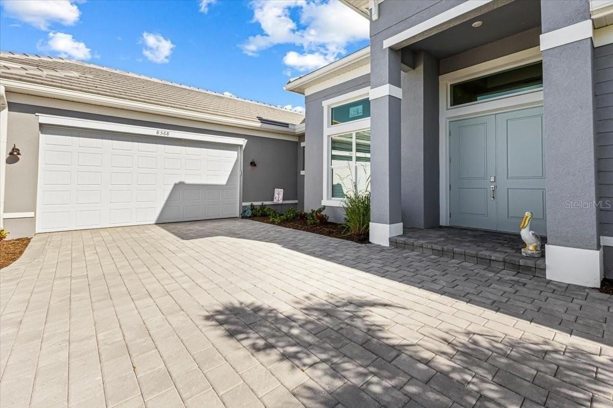 8568 Shore Lake Dr - Photo 4 of 50