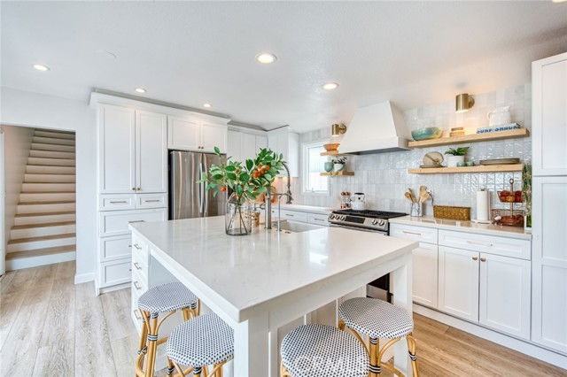 234 Prospect St - Photo 6 of 8